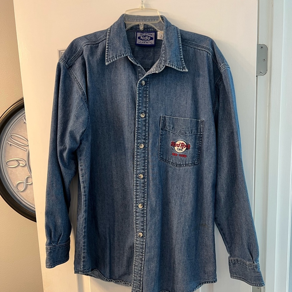 Hard Rock Cafe denim shirt size L made in Thailand